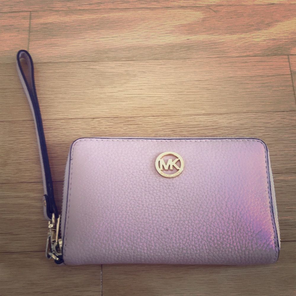 Michael Kors Wristlet
